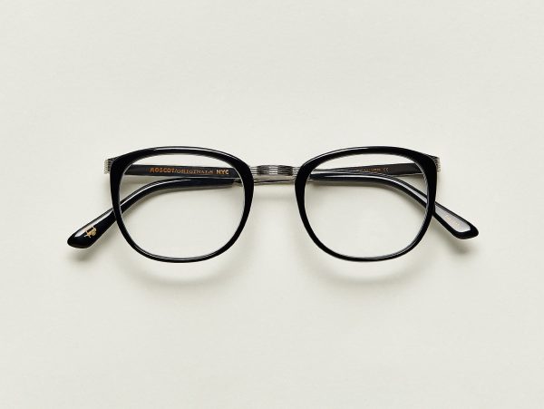 brude-color-black-silver-pos-2.jpg